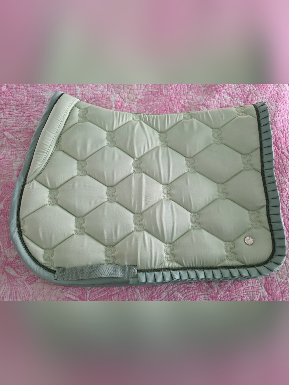 PS Of Sweden Ruffle Jump Saddle Pad - Full Size- Seed Green EUC